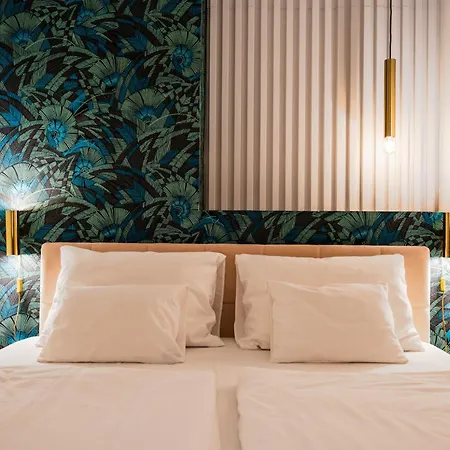 Sunset Lakeview With Jacuzzi