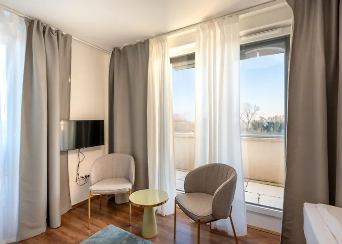 Sunset Lakeview With Jacuzzi Apartment Fonyod